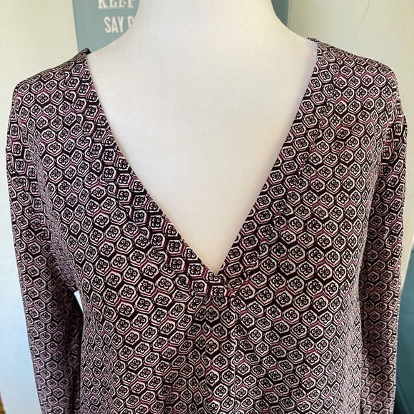 Joie Daryn Print Silk Burgundy Top - Picture 3 of 11